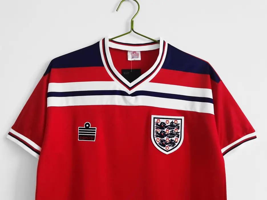 イングランド代表 アウェイ 1982  ユニフォーム レトロ 半袖Ｔシャツ