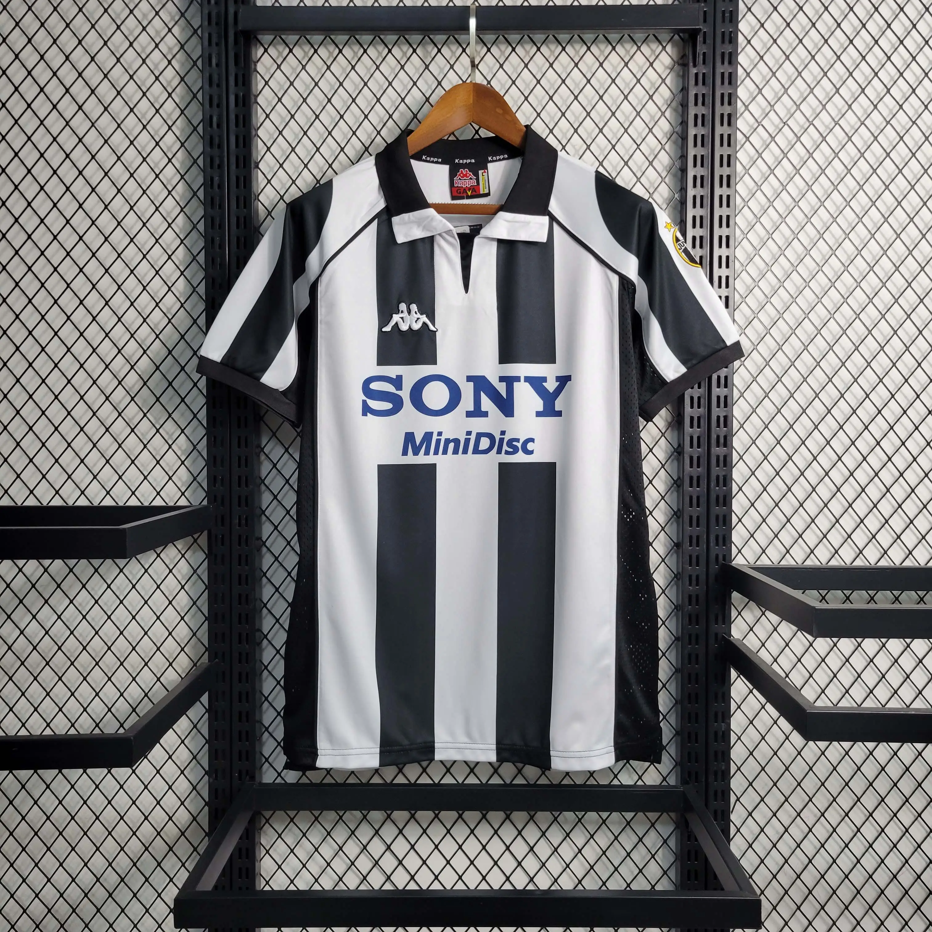 ユベントス ホーム 1997/1998 レトロ ユニフォーム Ｔシャツ